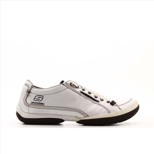 Skechers