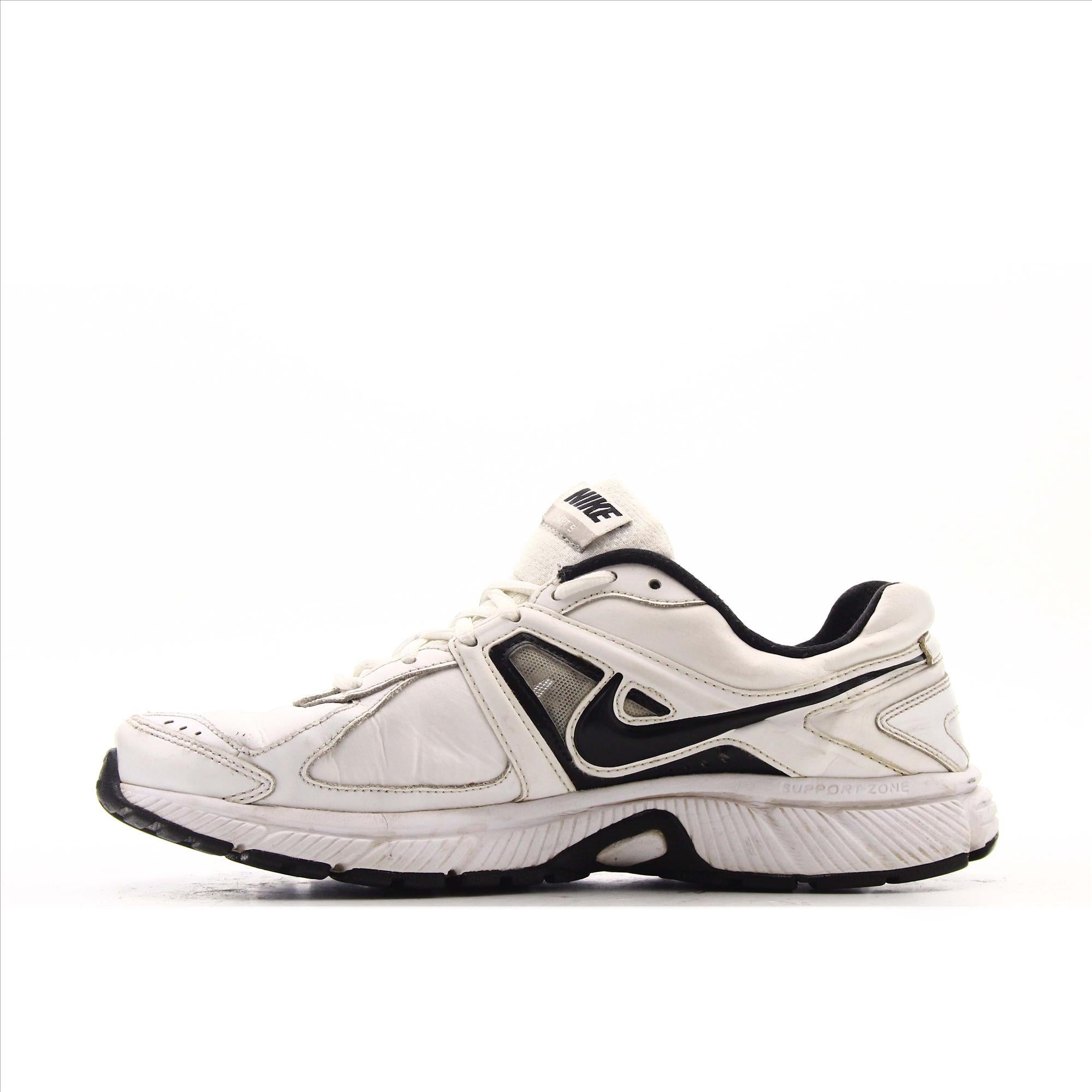 Nike dart discount 9 price