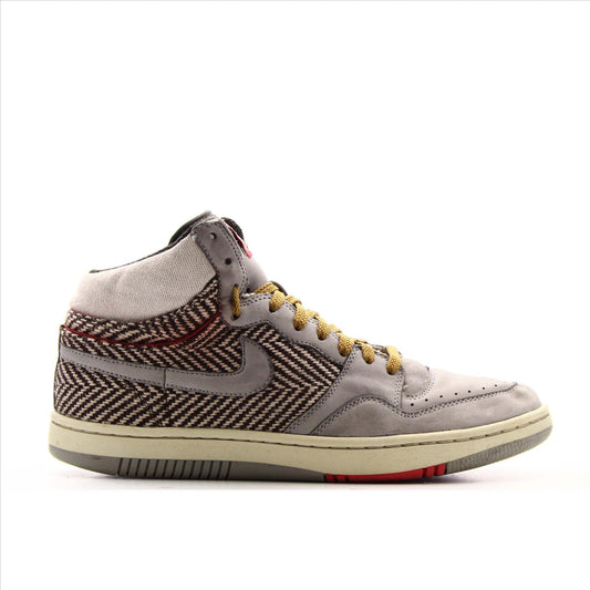 Nike Court Force