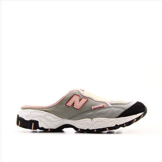 New Balance 801