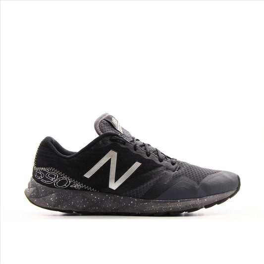 New Balance 690