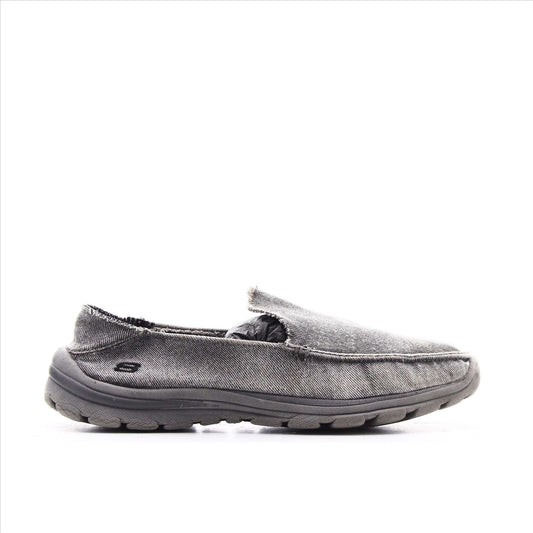 Skechers