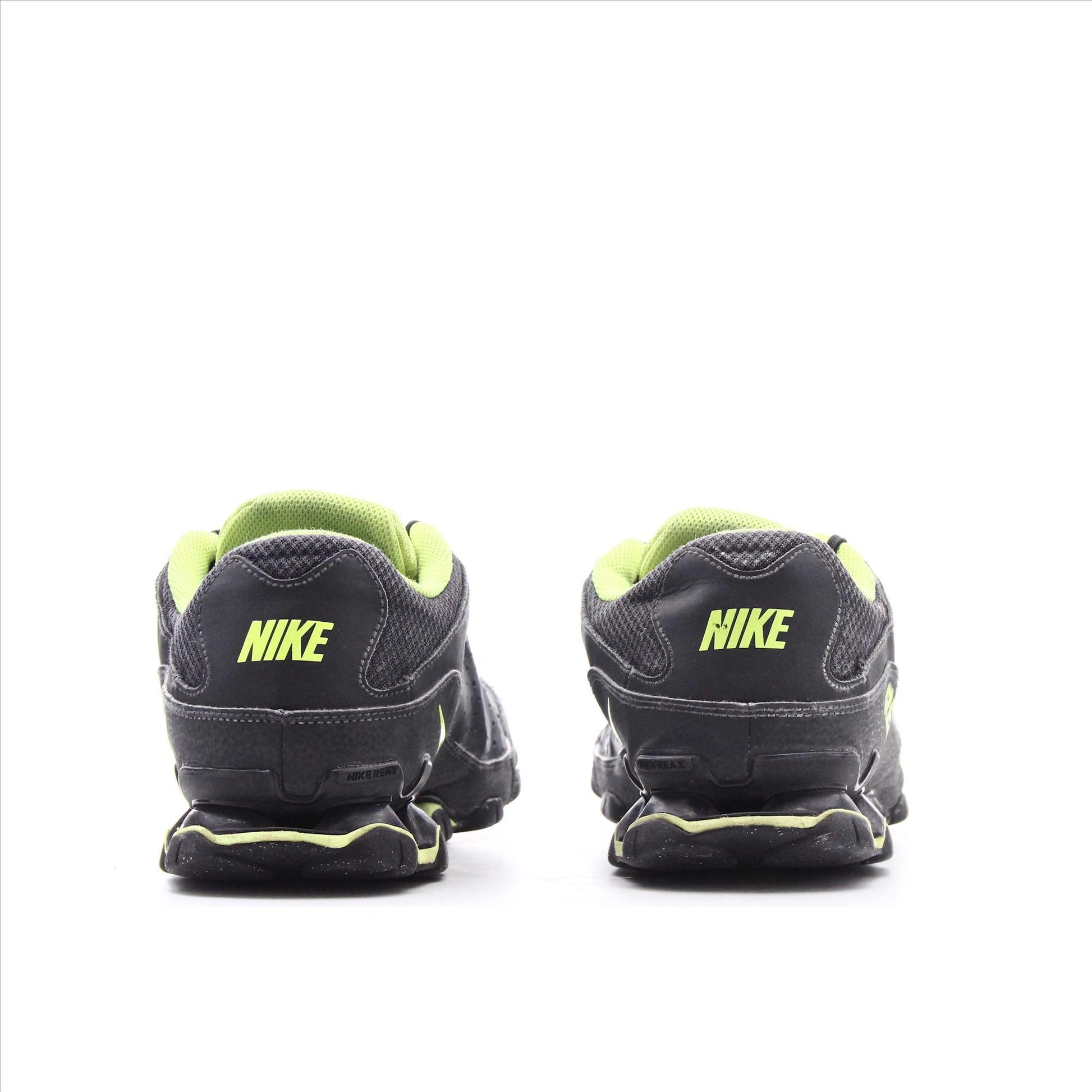 Nike Reax