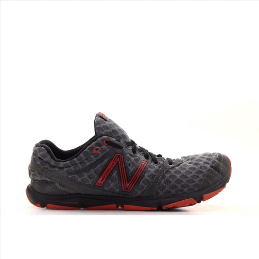 New Balance 730