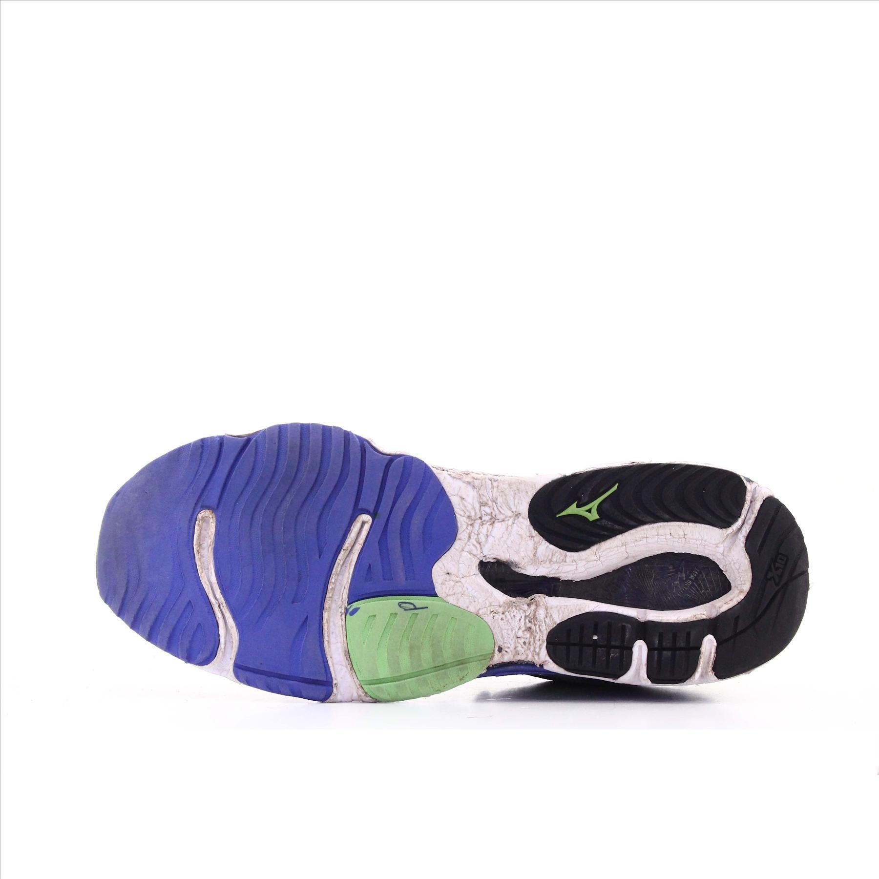 Mizuno Wave