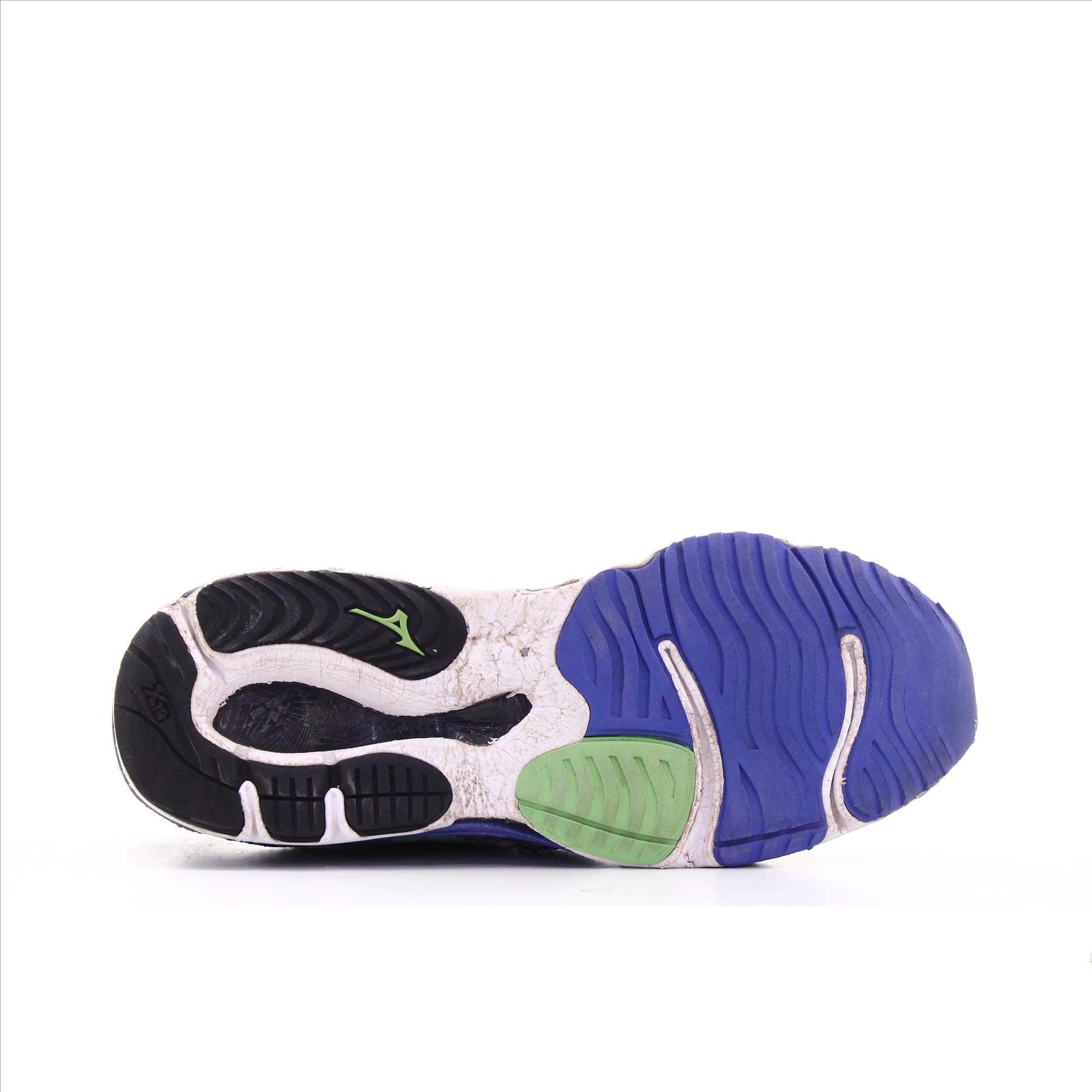 Mizuno Wave