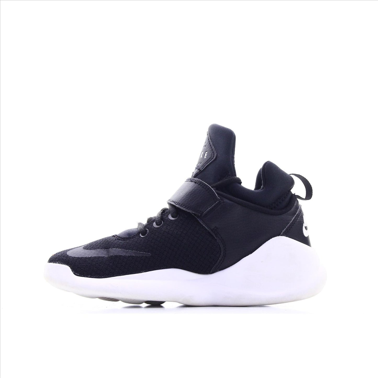 Nike Kazi