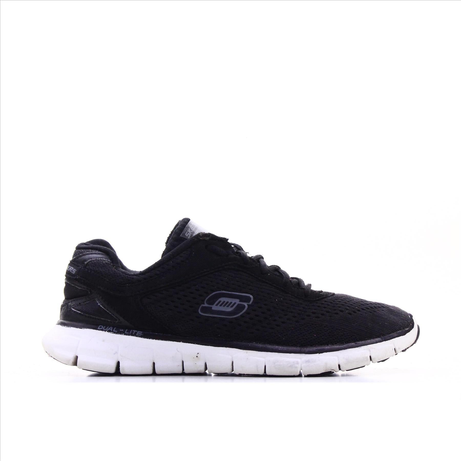 Skechers Light Weight 