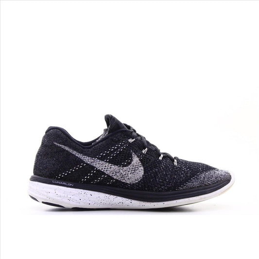 Nike Flyknit Lunar