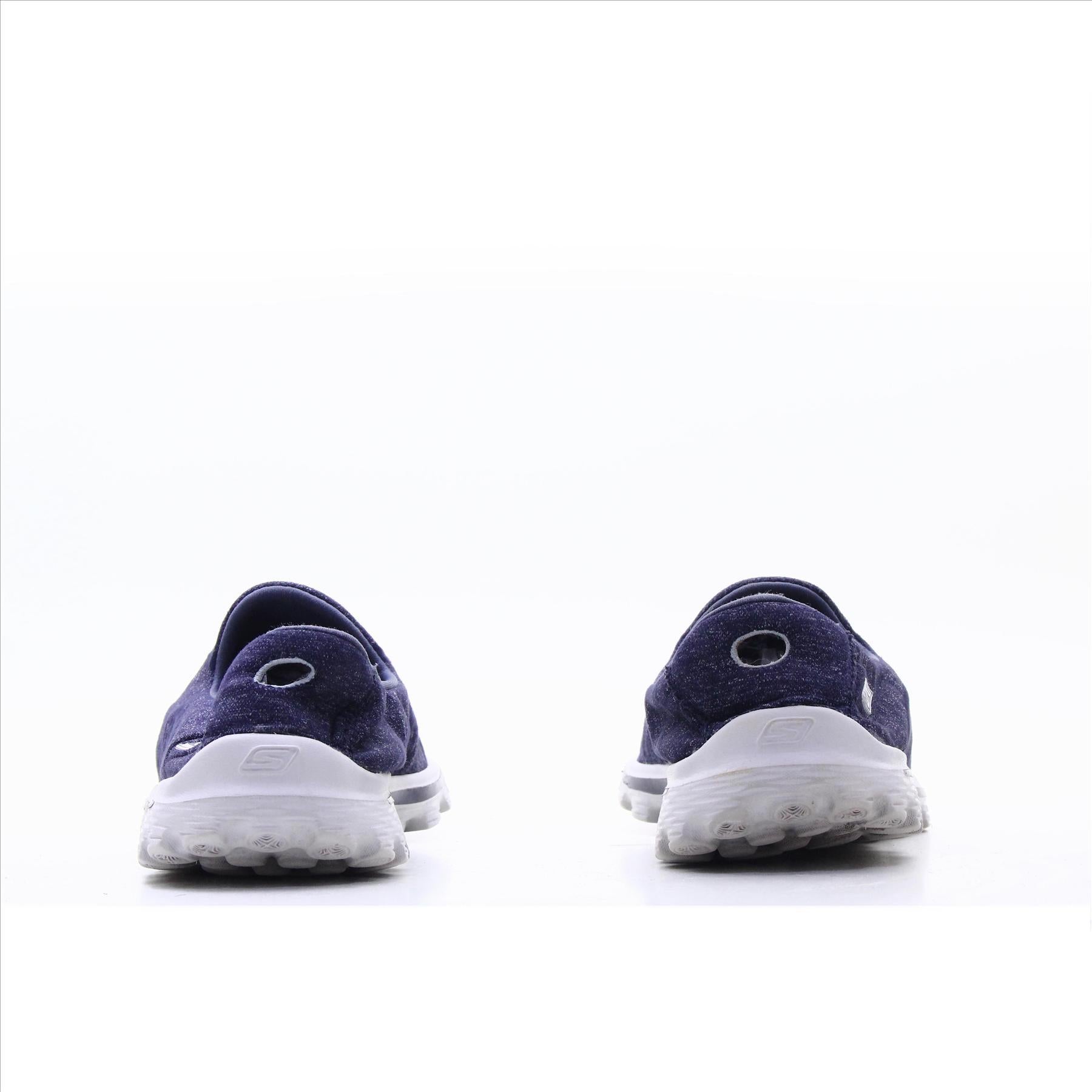 Skechers Go Walk 2