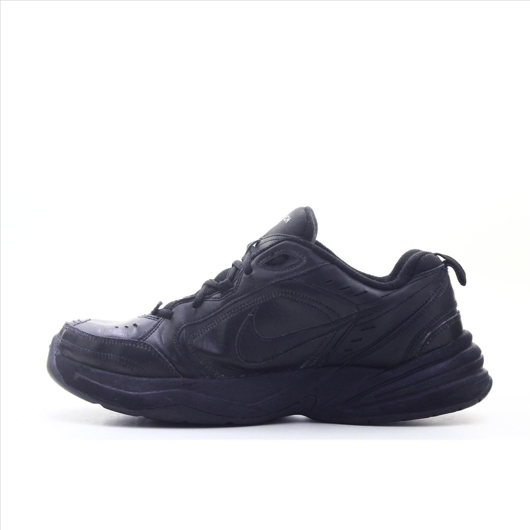 Nike Air Monarch