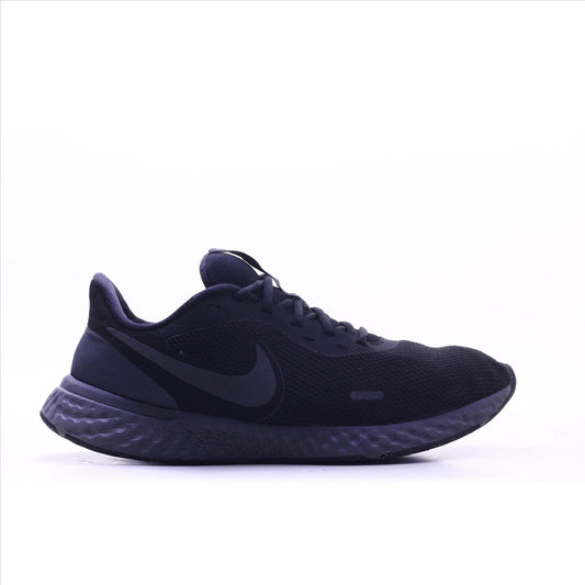 Nike React Revolution Running