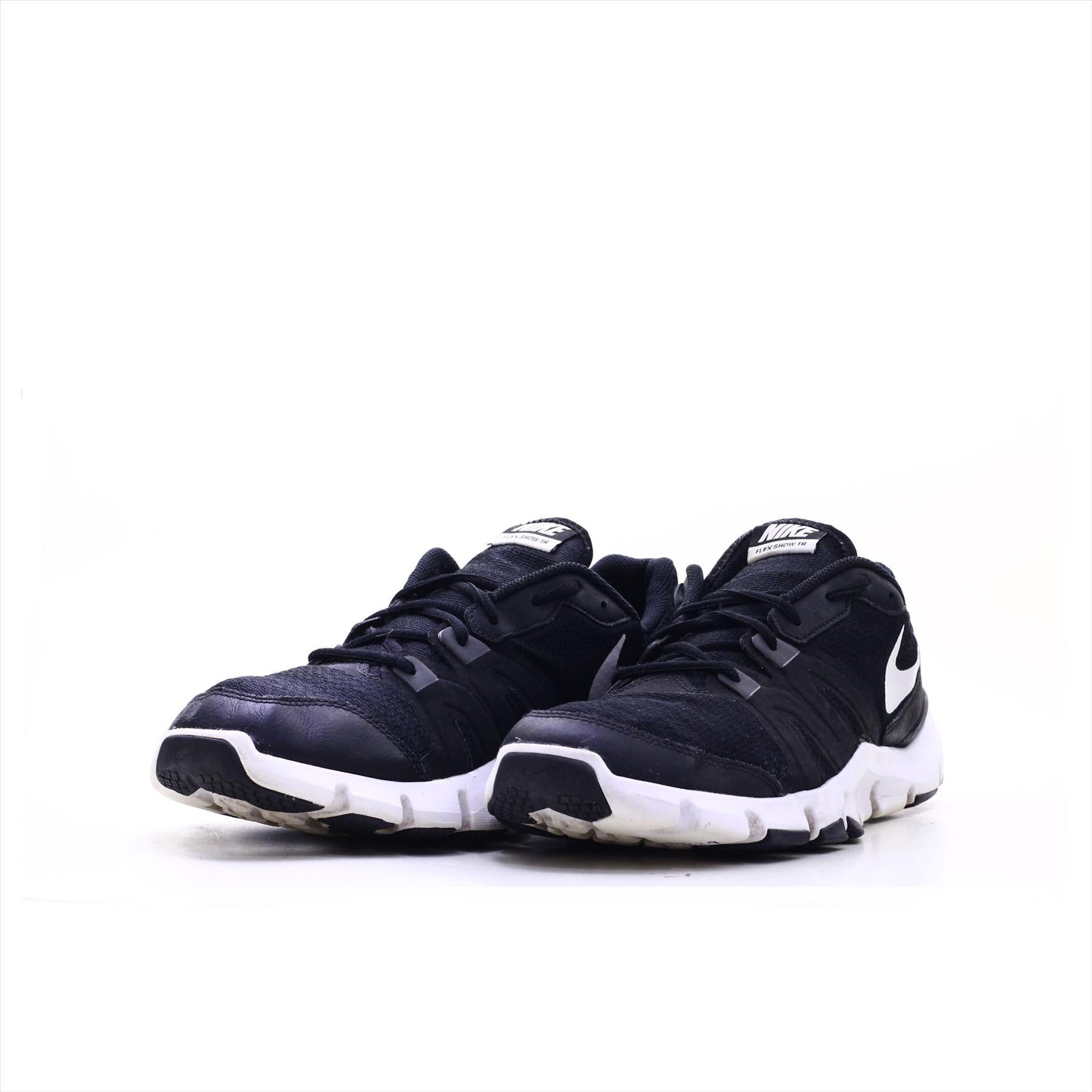Nike top flex show