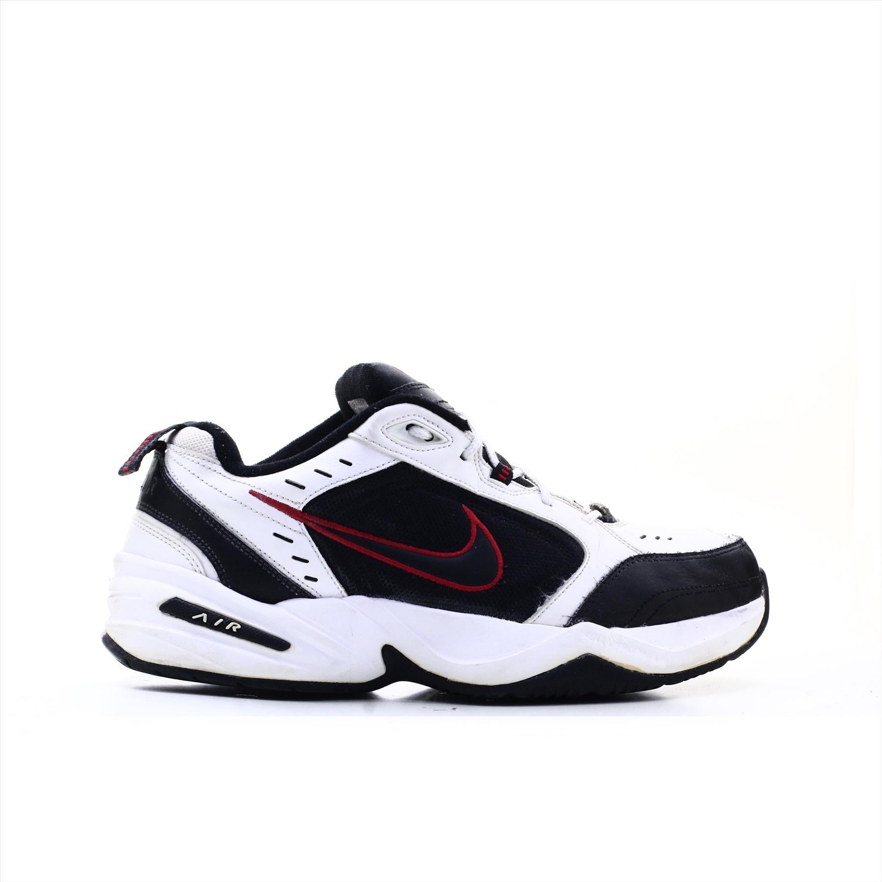 Nike Air Monarch