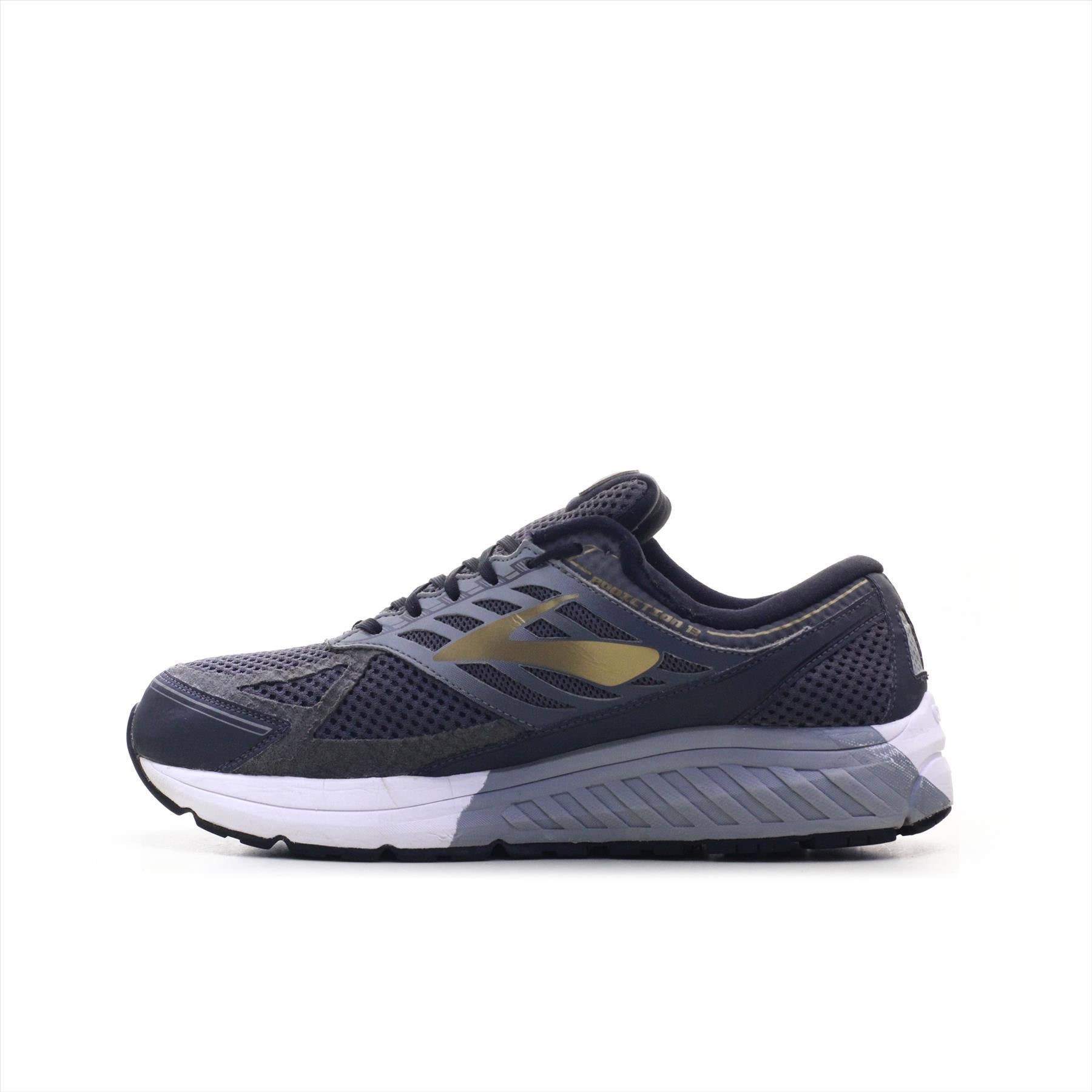 Brooks shop addiction 13