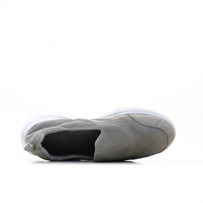 SKECHERS GO WALK EVOLUTION ULTRA (Original USA Imported)