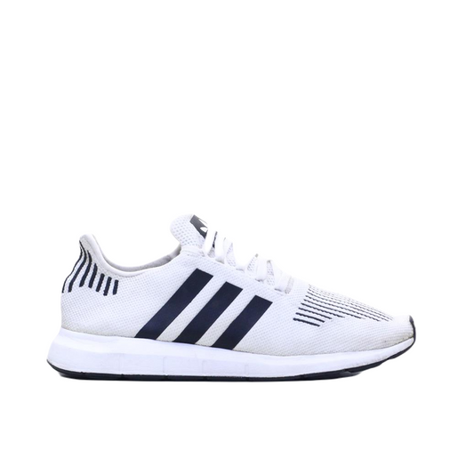 ADIDAS SWIFT RUN SPORTS (Original USA Imported)