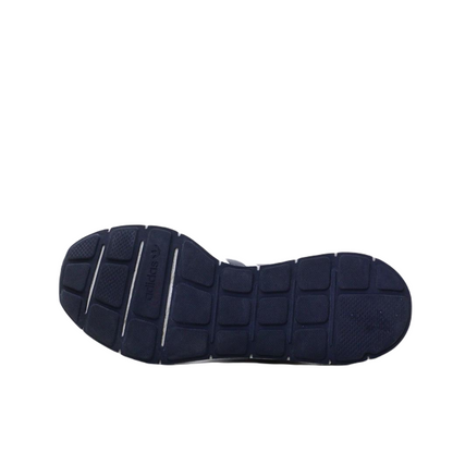 ADIDAS SWIFT RUN SPORTS (Original USA Imported)