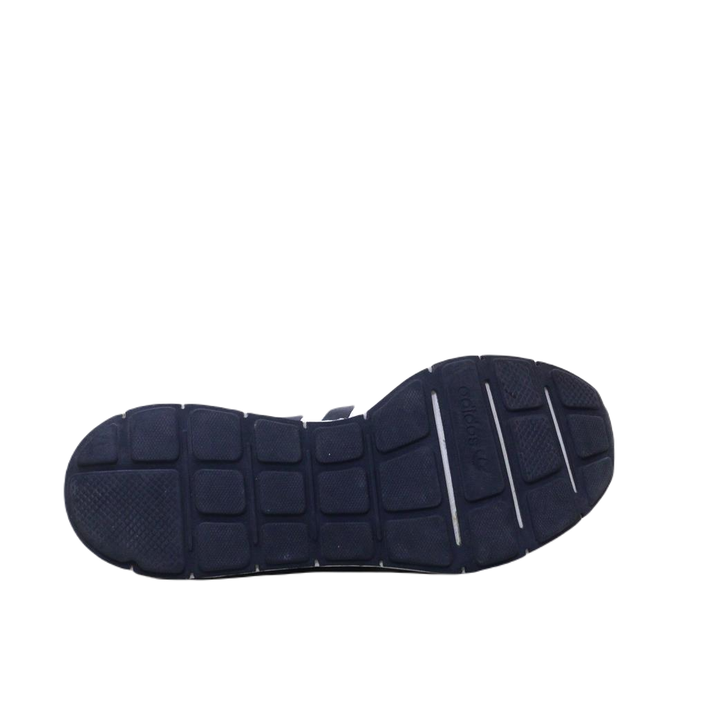 ADIDAS SWIFT RUN SPORTS (Original USA Imported)