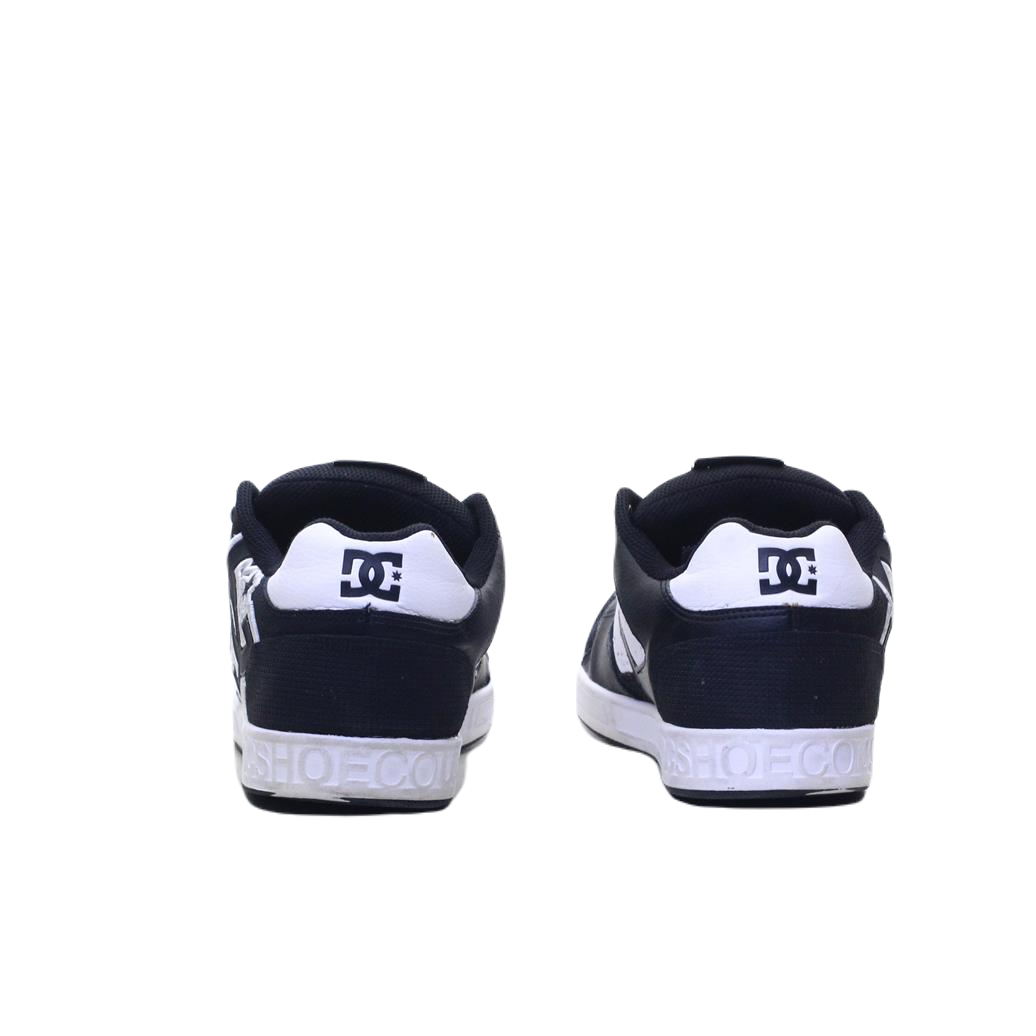 DC SHOE CO USA (Original USA Imported)