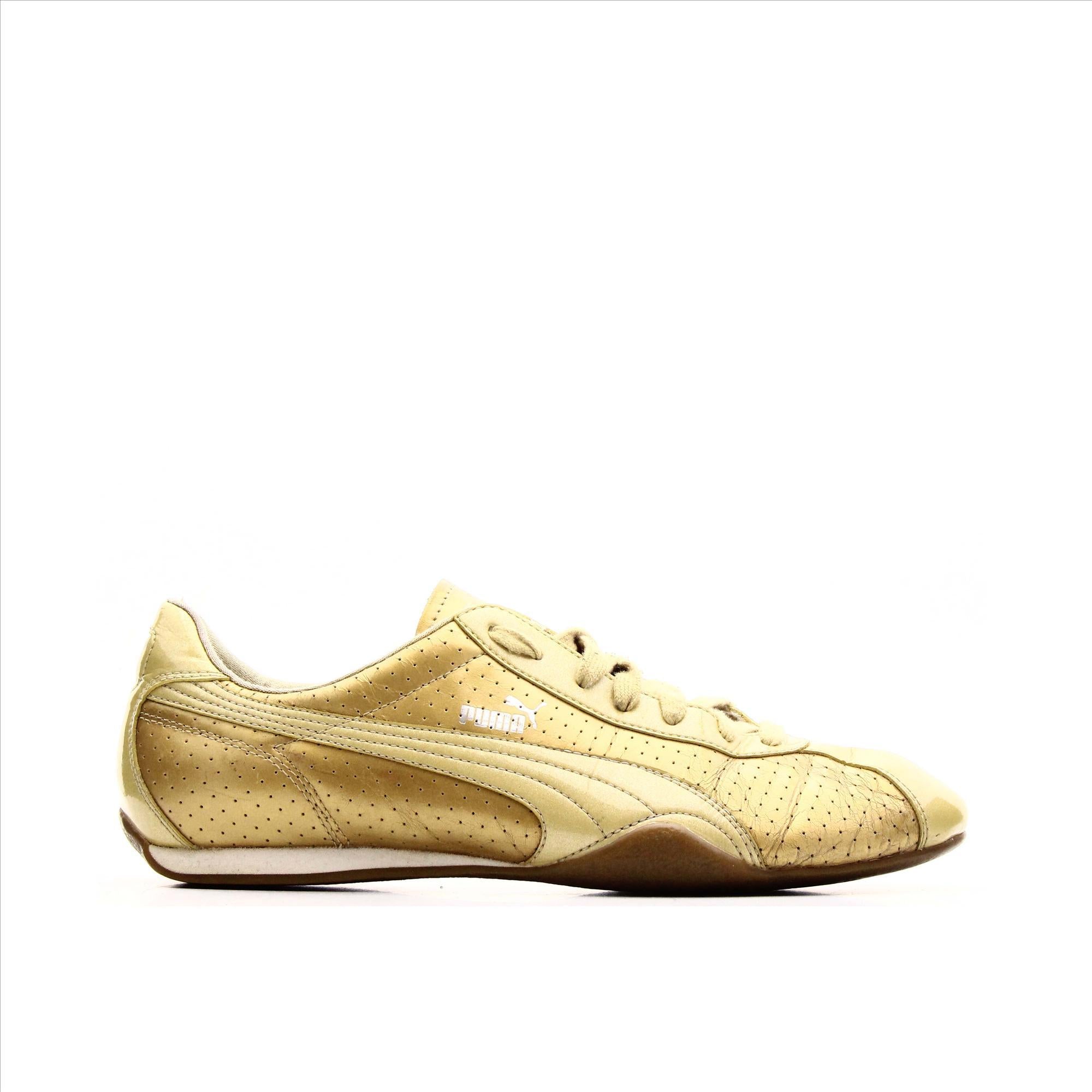 Gold shoes deals puma