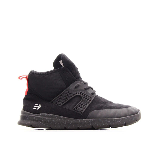 Etnies