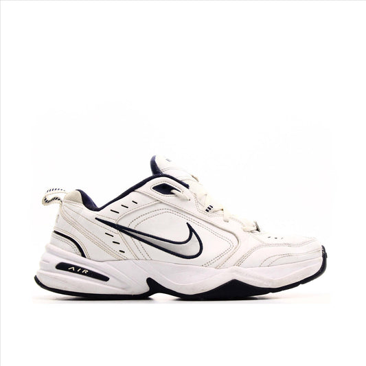 Nike Air Monarch