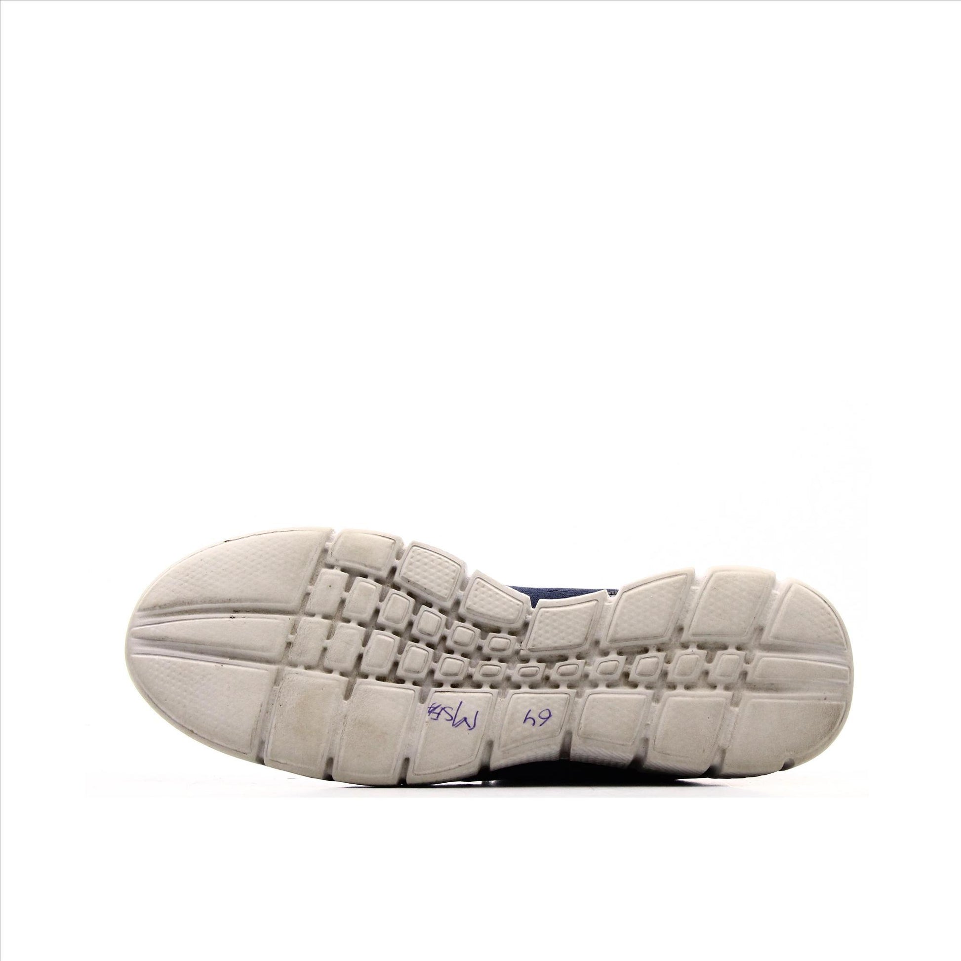 Skechers Relaxed Fit Memory Foam