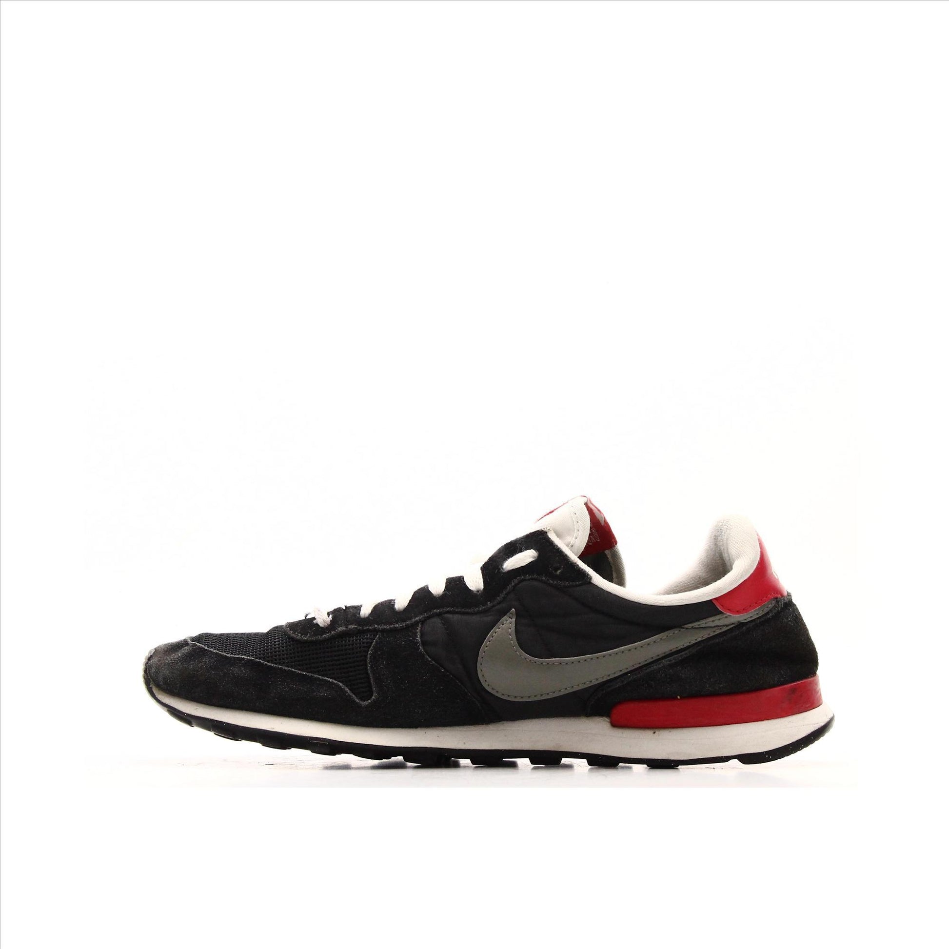 Nike Internationalist