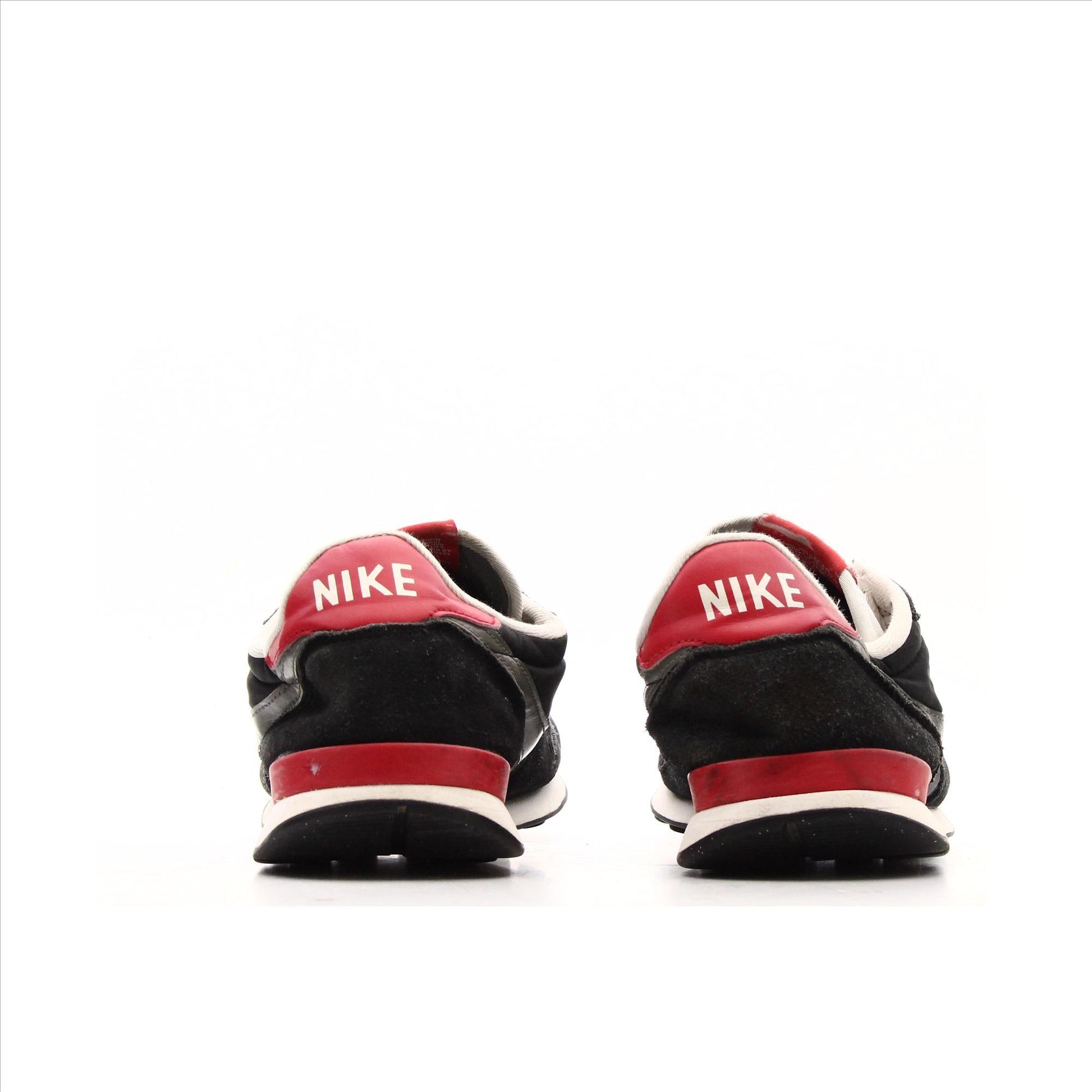 Nike Internationalist