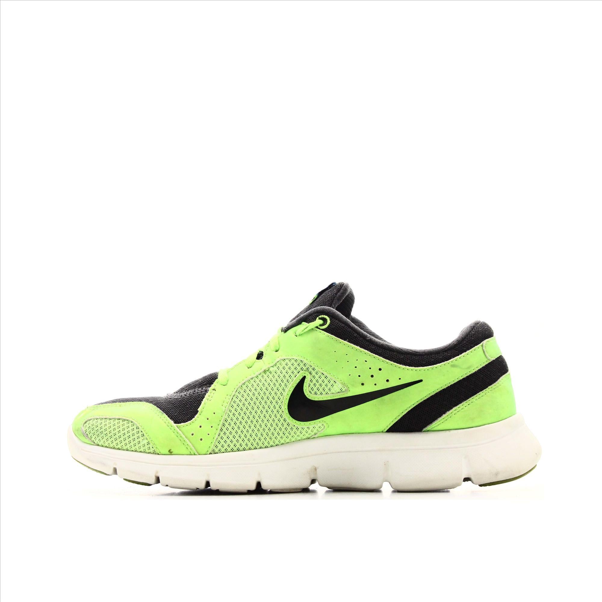 Nike flex top experience rn2