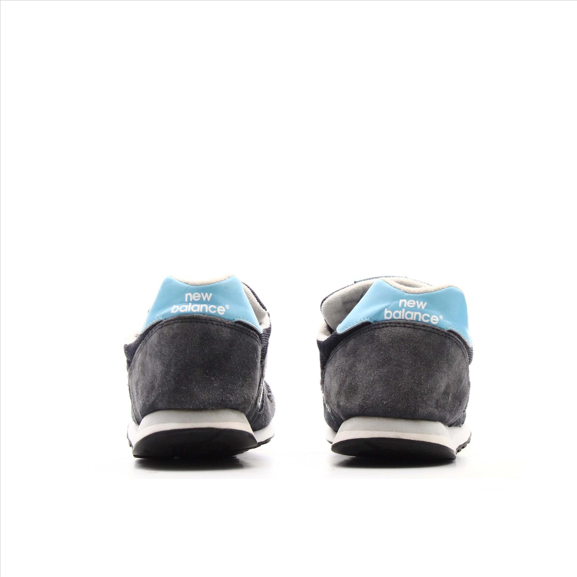 New Balance 373