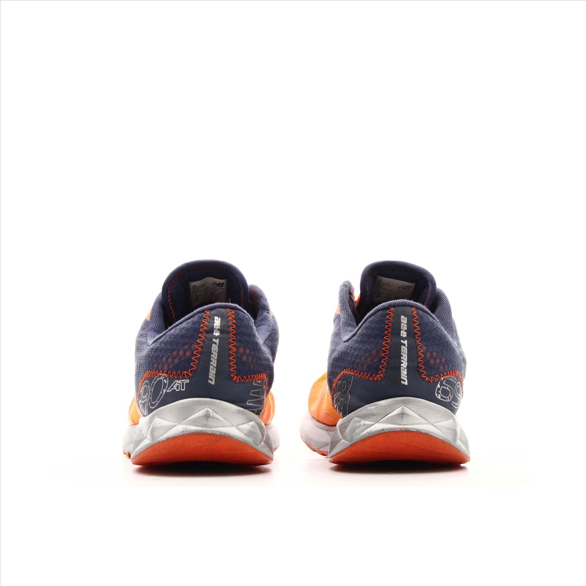 New Balance 690AT