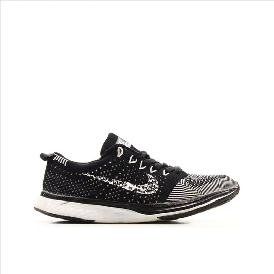 Nike Flyknit Racer