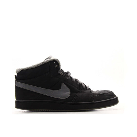 Nike Backcoard II