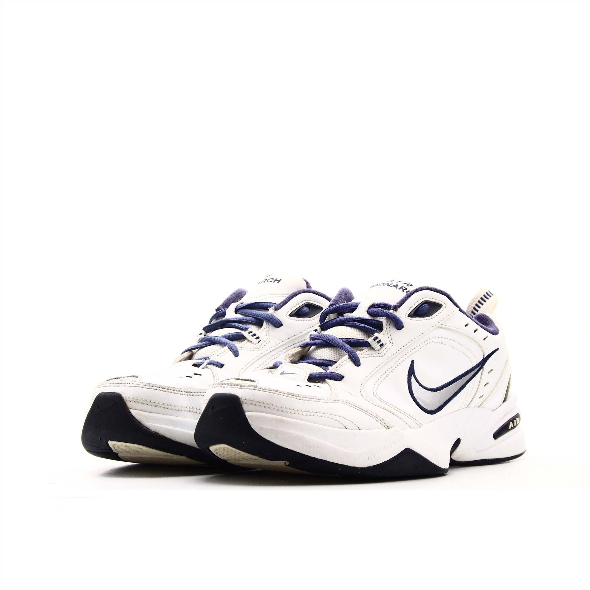 Nike Air Monarch