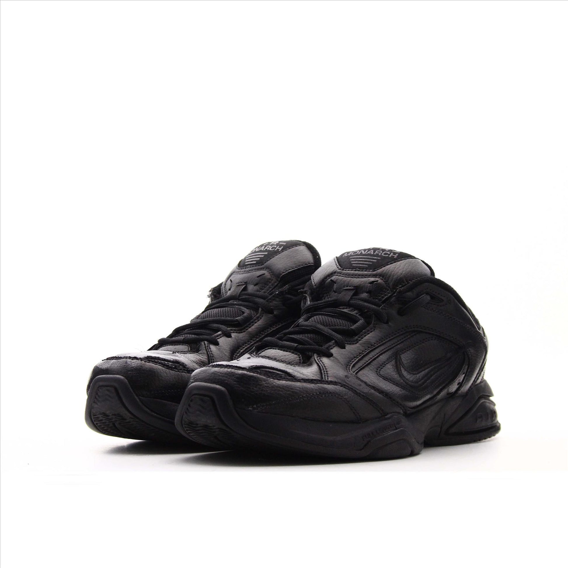 Nike Air Monarch