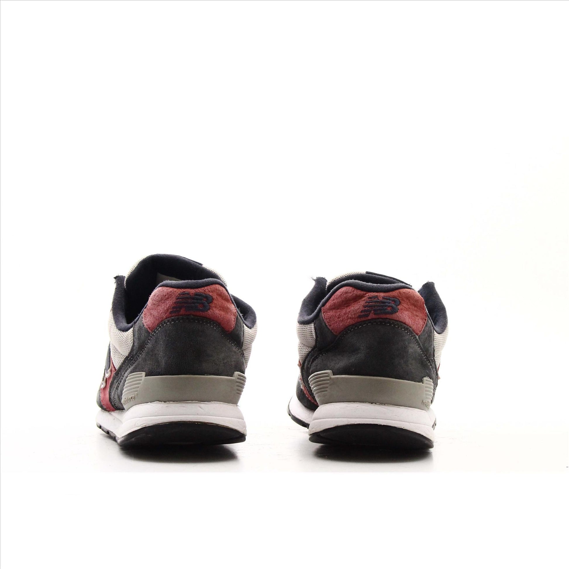 New Balance 996