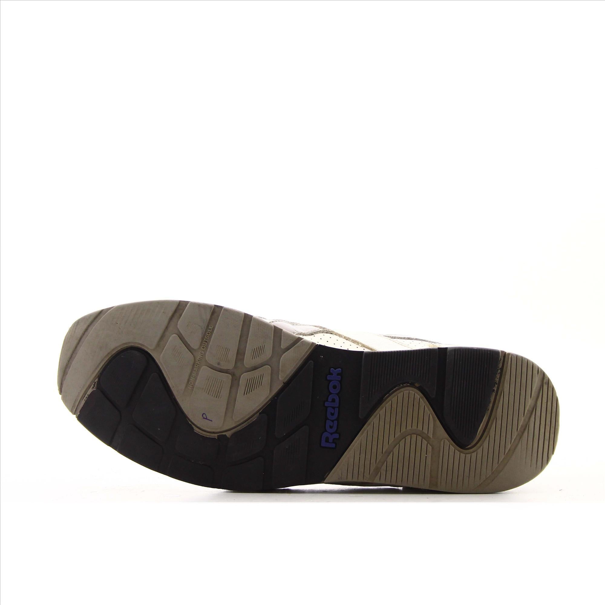 Reebok royal cheap flag classic