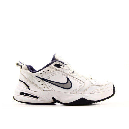Nike Air Monarch