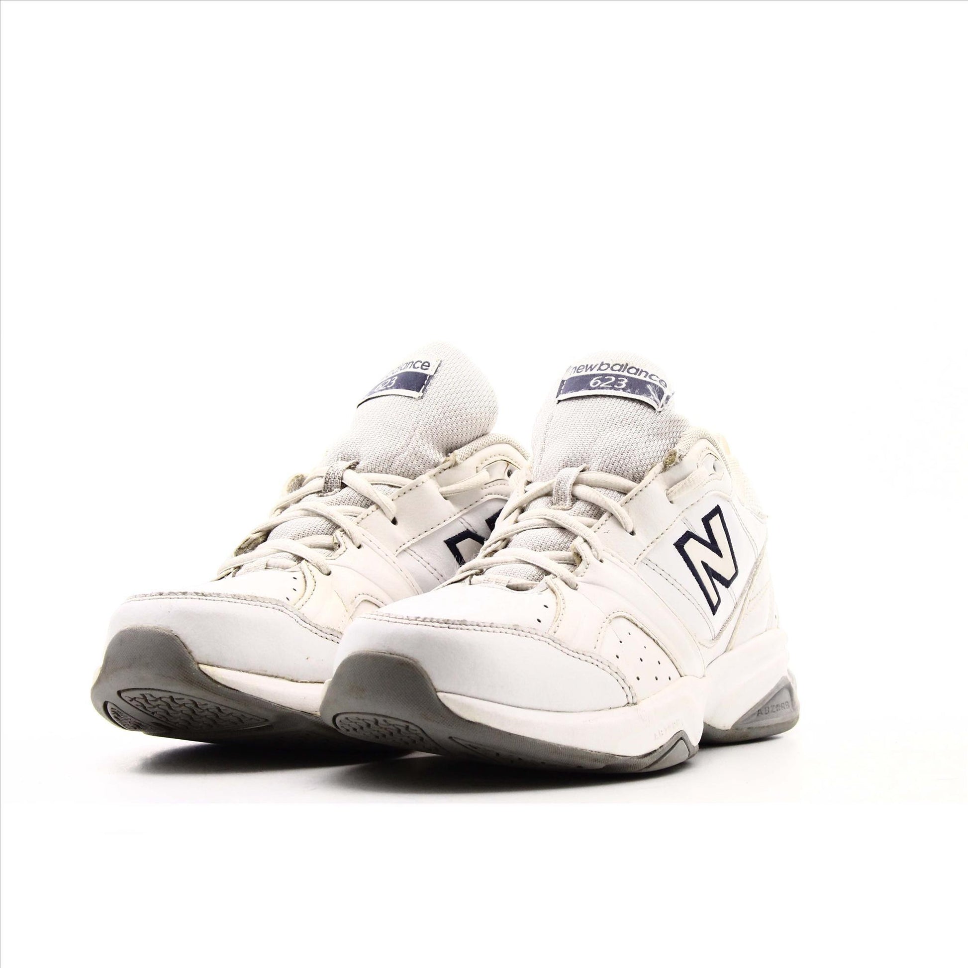 New Balance 623