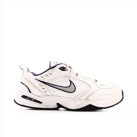 Nike Air Monarch