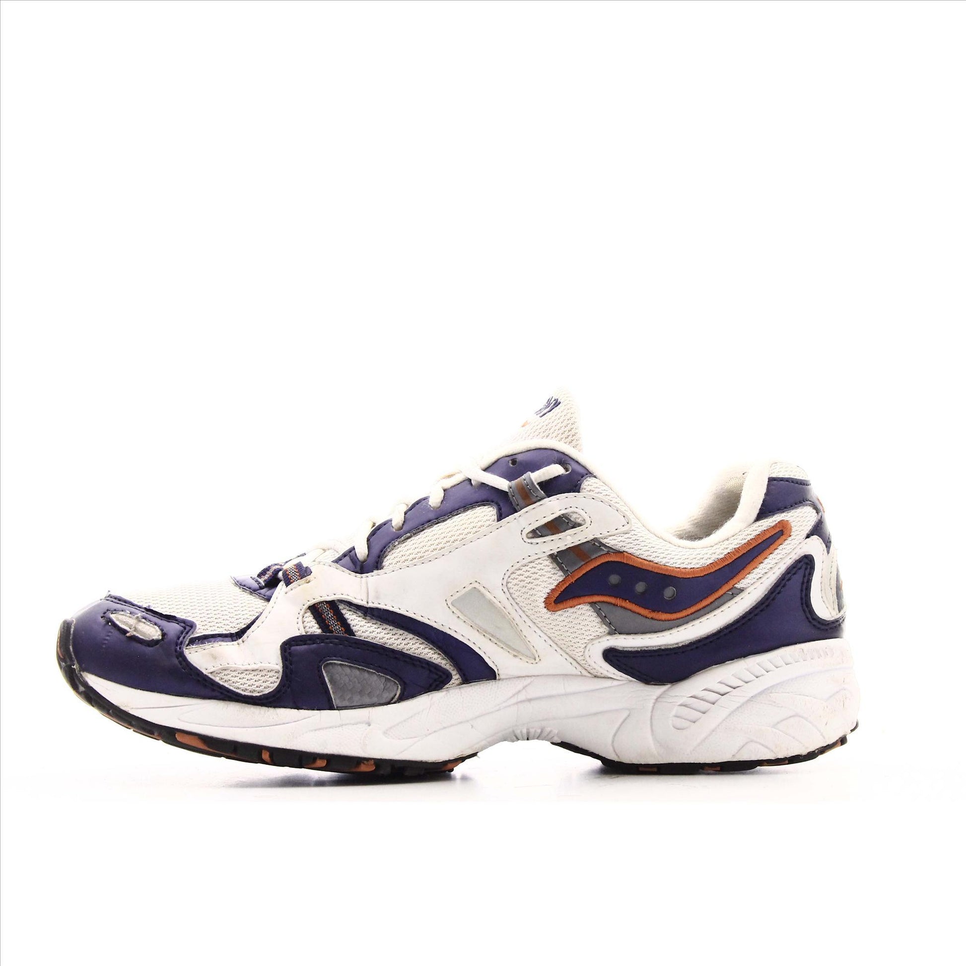 Saucony
