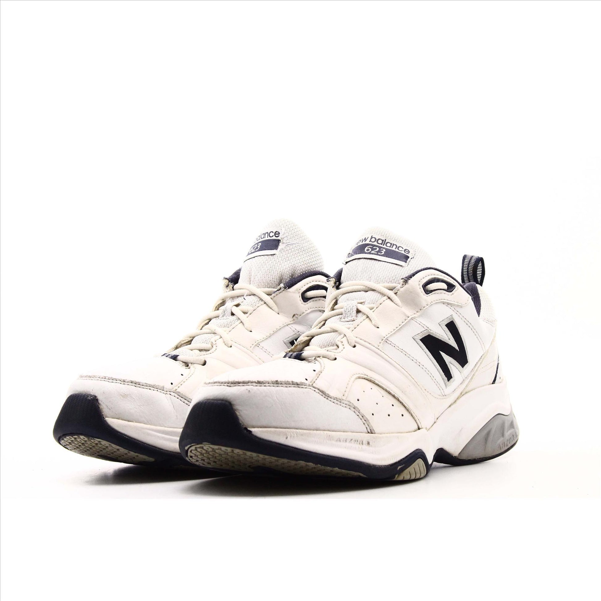 New Balance 623