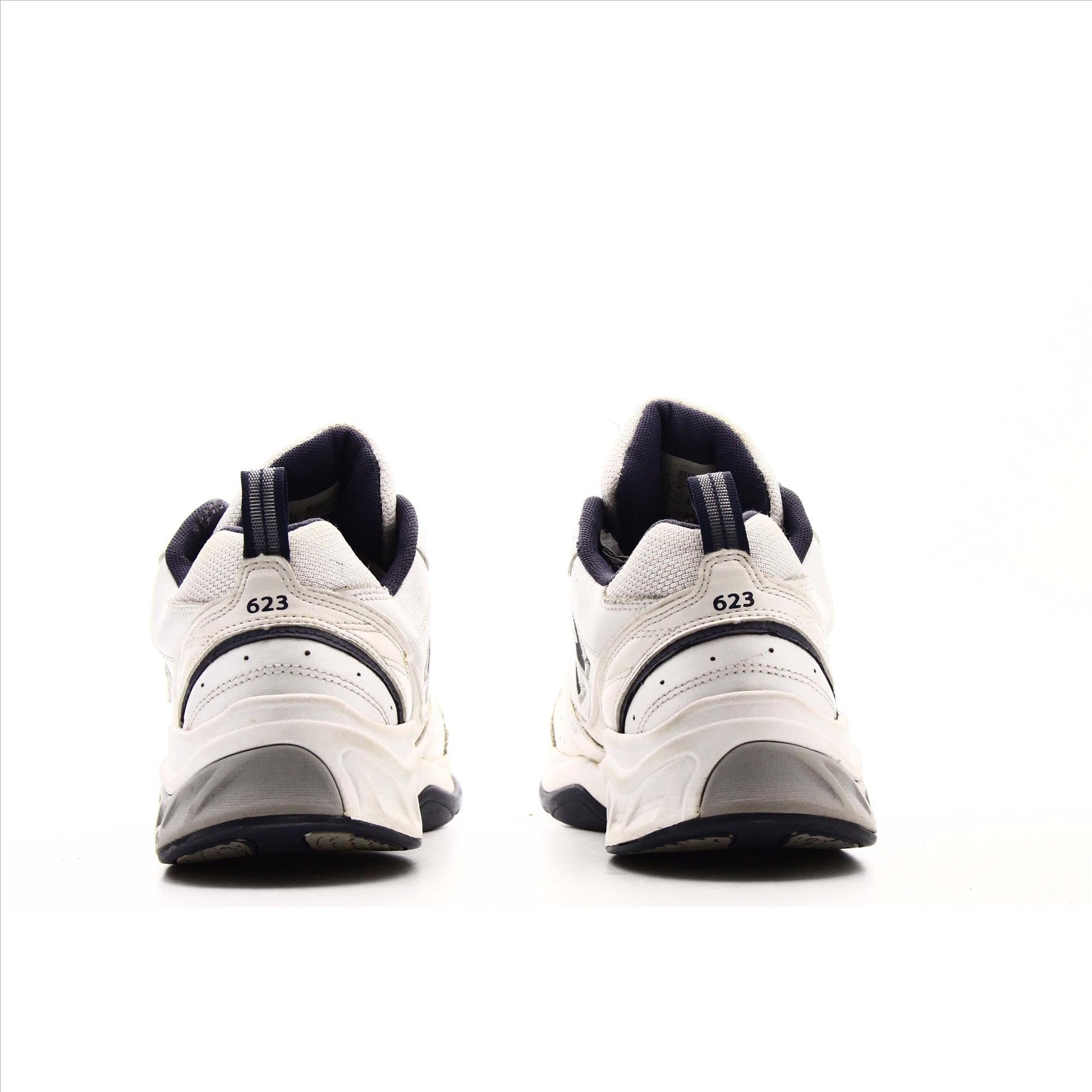 New Balance 623