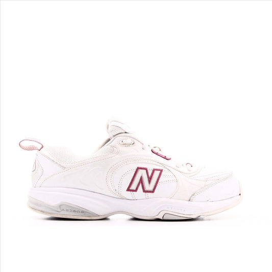 New Balance 623