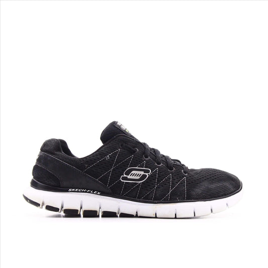 Skechers Relaxed Fit Memory Foam