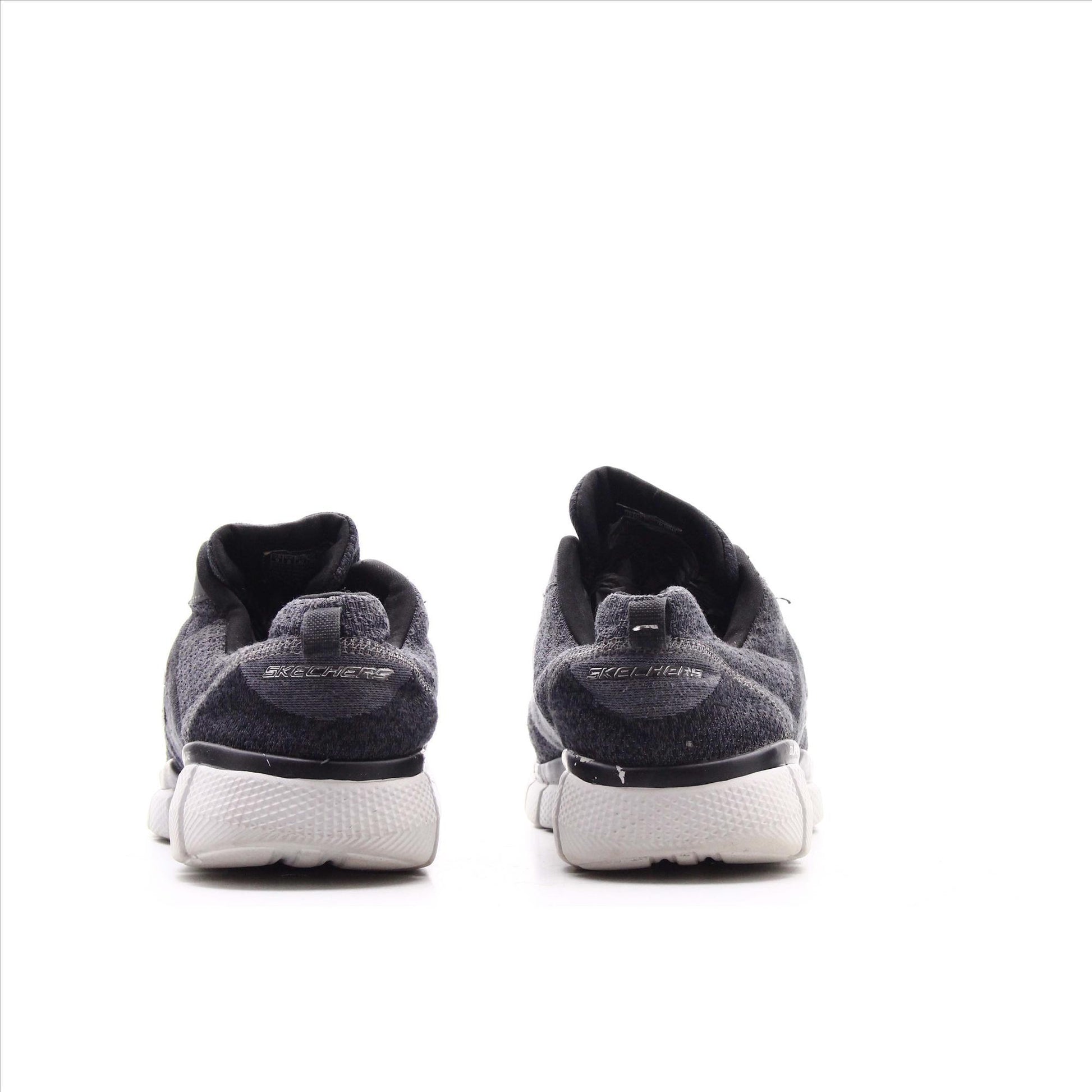 Skechers Relaxed Fit