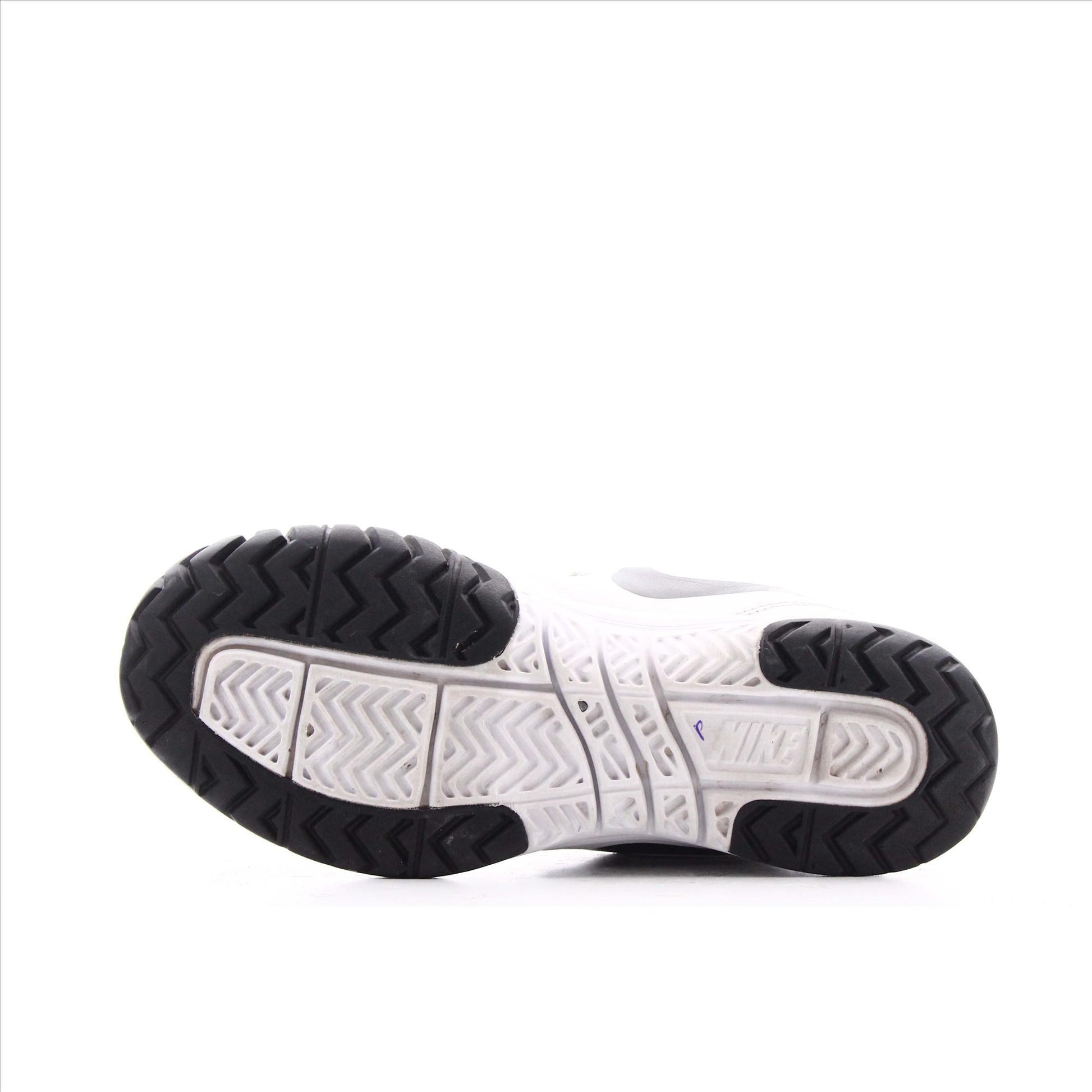 Nike Vapour Court