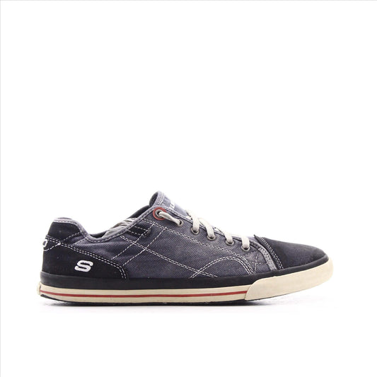 Skechers